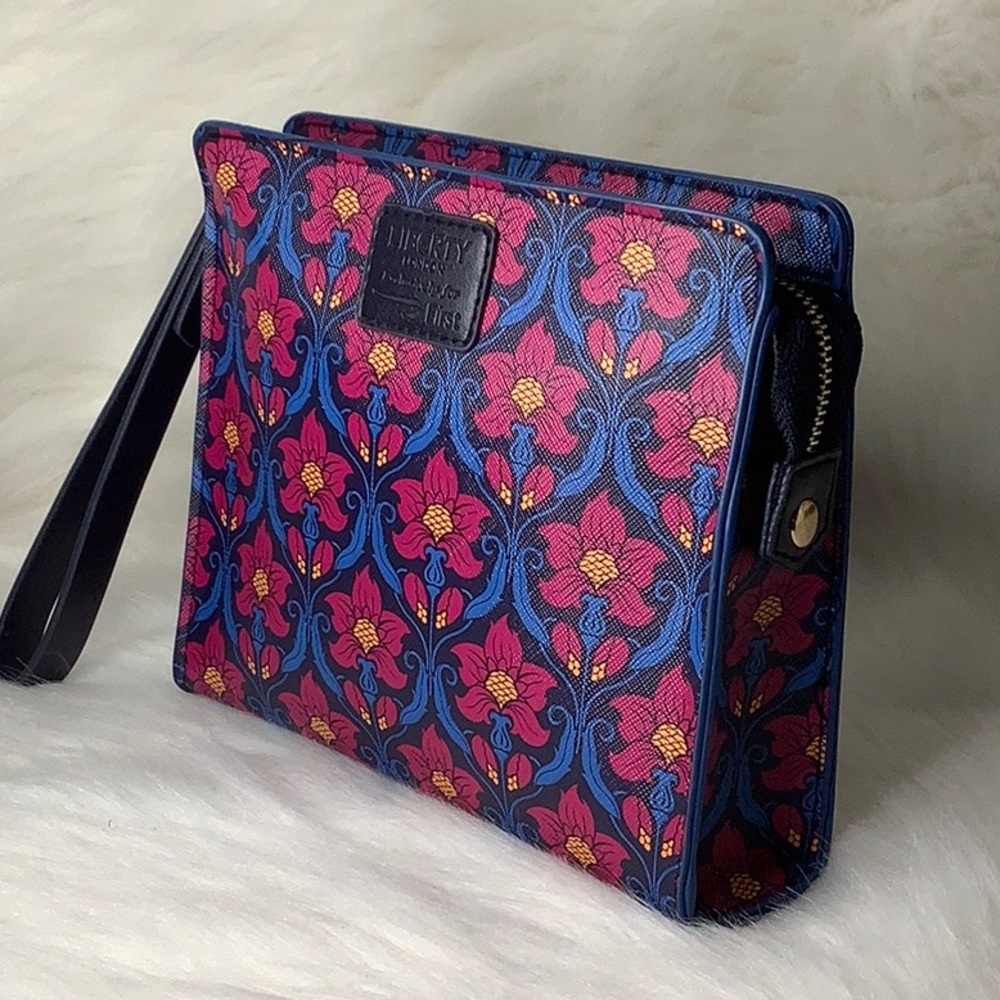 NWOT Liberty London Floral Print Coated Canvas Cluch - Picture 9 of 16